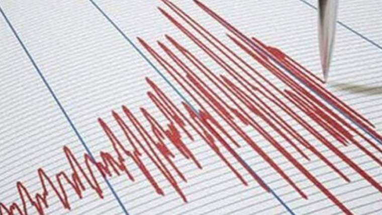 Ege Denizi'nde 3.9 büyüklüğünde deprem!