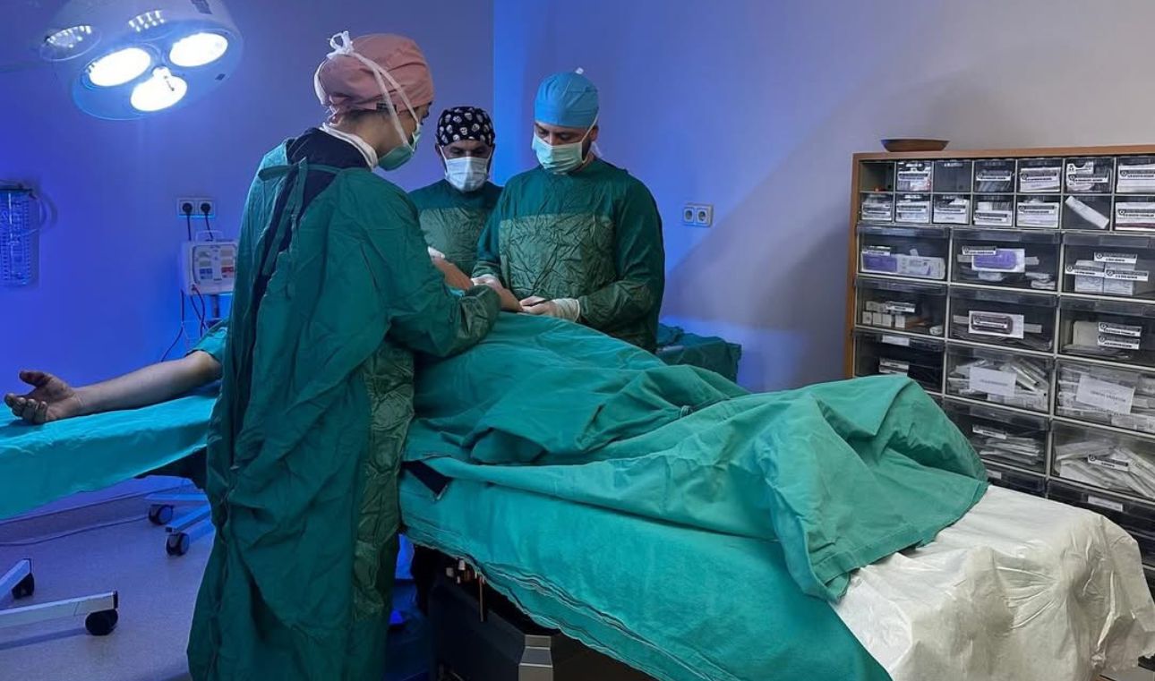 SDÜ plastik cerrahisi bölgeye hitap ediyor - Birlik Haber Ajansı