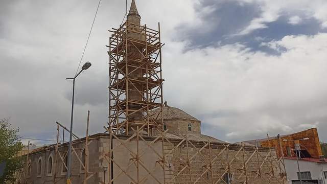 Depremde Hasar Gören Tarihi Gürün Ulu Camii Yeniden Ayağa Kalkıyor: Açılış İçin Tarih Verildi