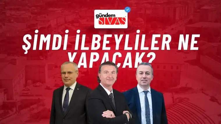 Kırmızı arka planda takım elbiseli üç erkek ve üst bölümde bir haber sitesi logosu yer alıyor.