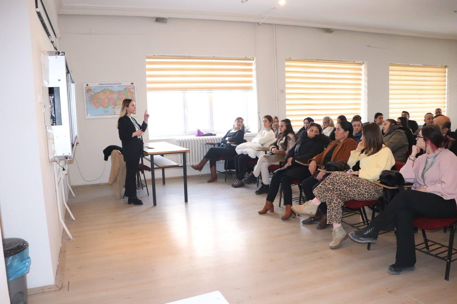 Kars'ta sigaranın zararları anlatıldı - Birlik Haber Ajansı