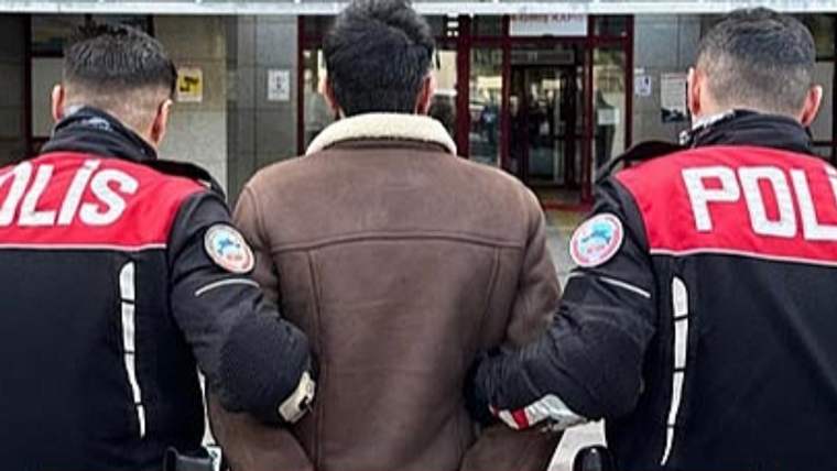 Antalya'da aranan şahısları polis timleri yakaladı - Birlik Haber Ajansı