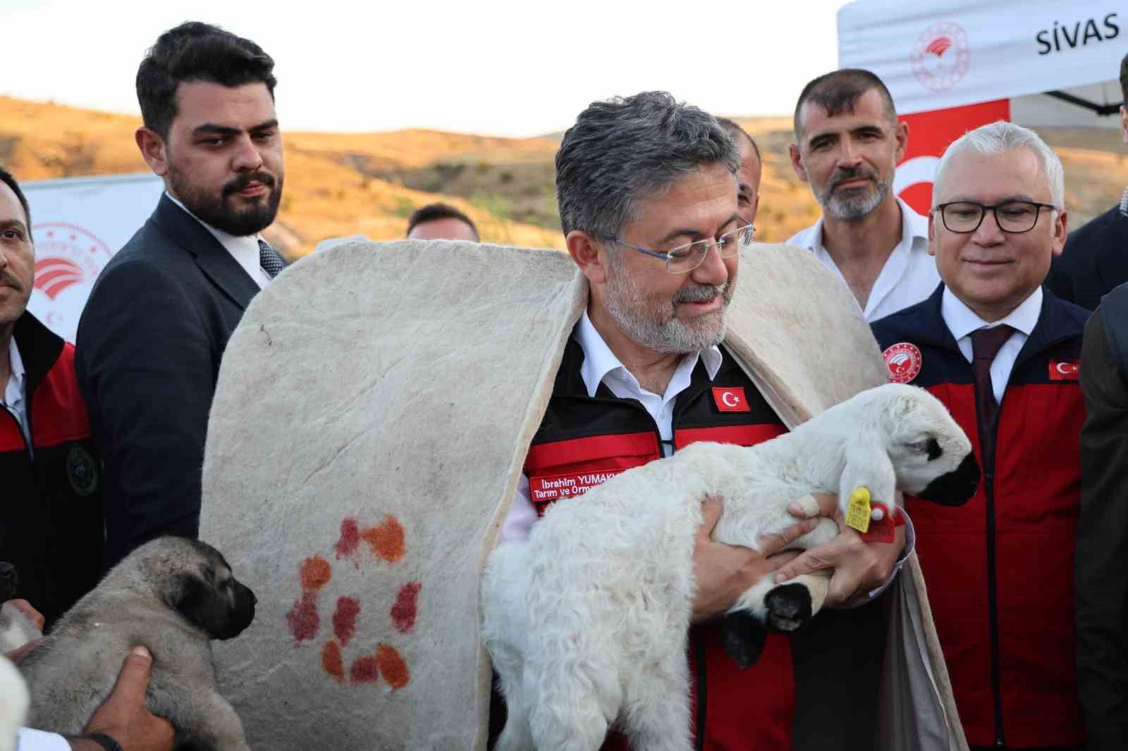 “Birinci sırayı zorlamaya devam ediyoruz” dedi, hedefi anlattı