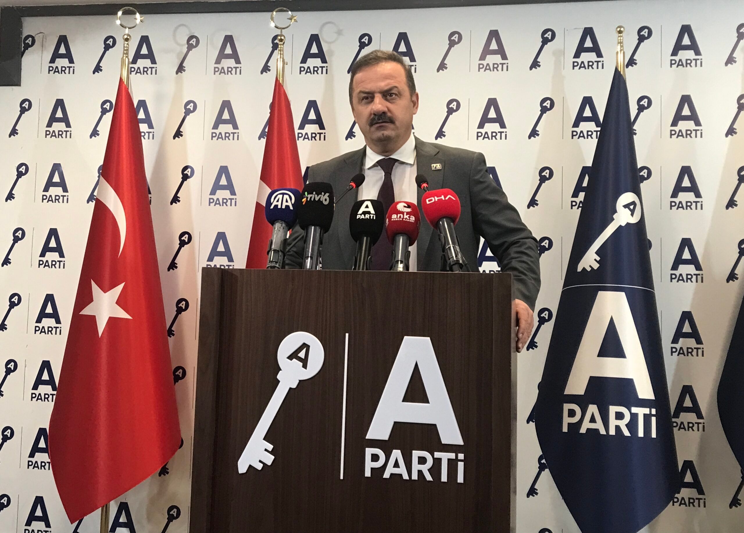 Yavuz Ağıralioğlu: Çözüm değil çözülme çalıştayı! - Birlik Haber Ajansı