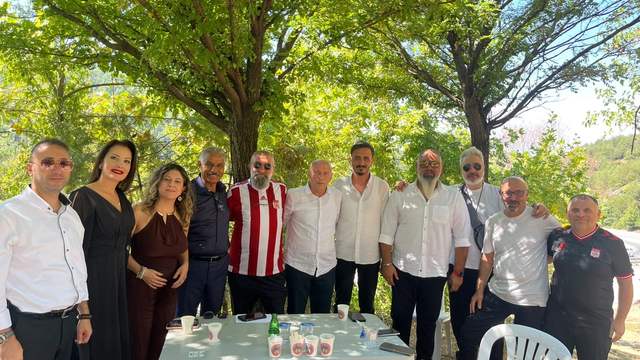 Bursa’da Sivaslılar Buluştu: Geleneksel Piknikte Türküler ve Halaylar