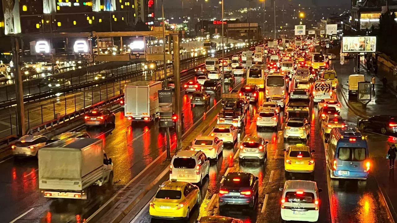 Meclis'te kanun teklifi: Yaşlı araçlar ekonomiye kazandırılacak