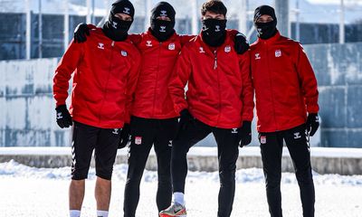 Sivasspor’da Erzurumspor Mesaisi Başladı: Dondurucu Soğukta Kritik Maç Hazırlığı