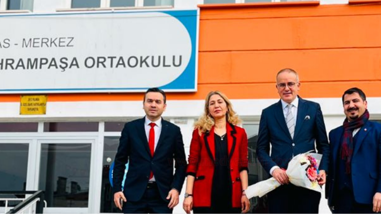 Mezun olduğu okulda öğrencilerle bir araya geldi - Birlik Haber Ajansı