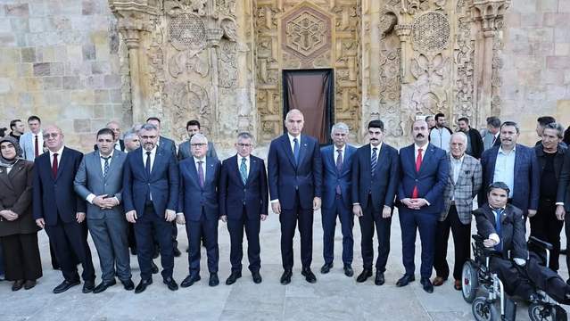Divriği Ulu Camii ve Darüşşifası'nda Tarihi "Zamanın Yankısı" Konseri
