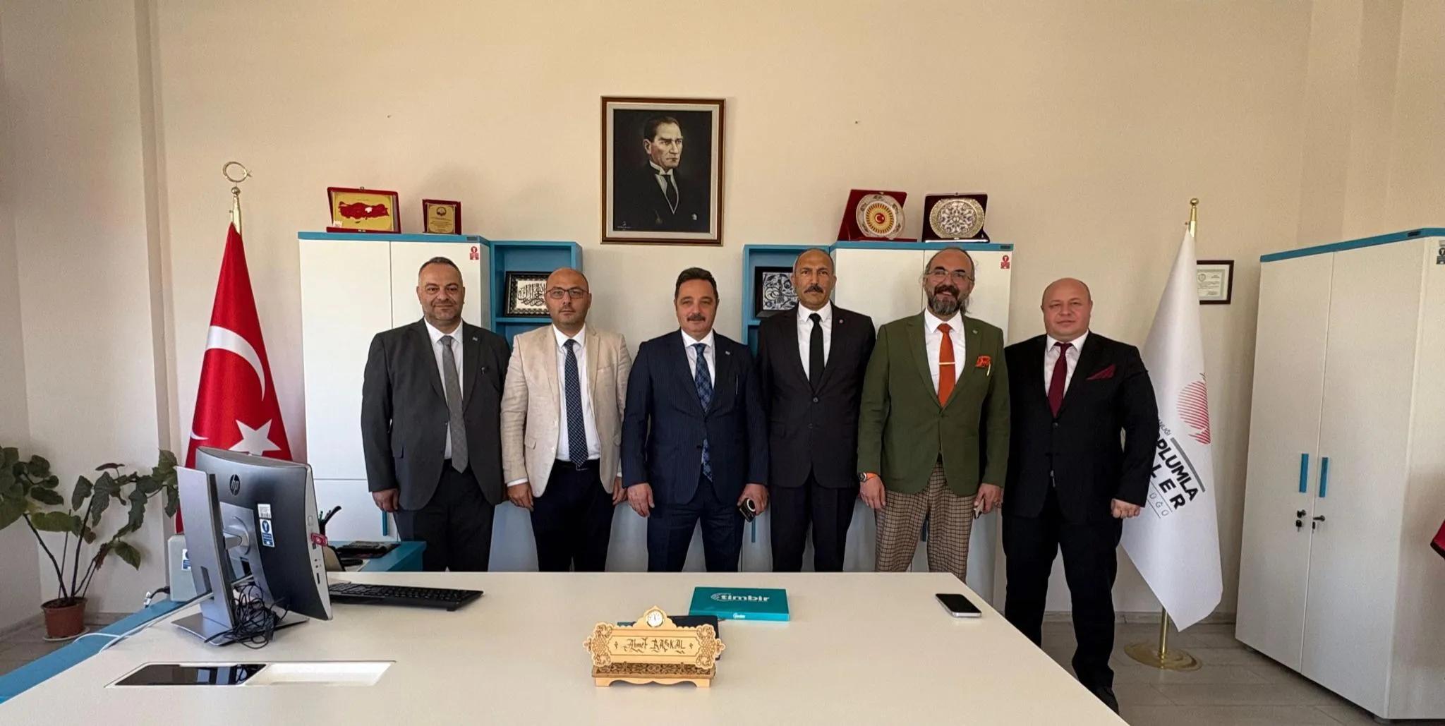 TİMBİR Heyeti Sivas’ta Medya ve Dijital Yayıncılık İş Birliğini Görüştü
