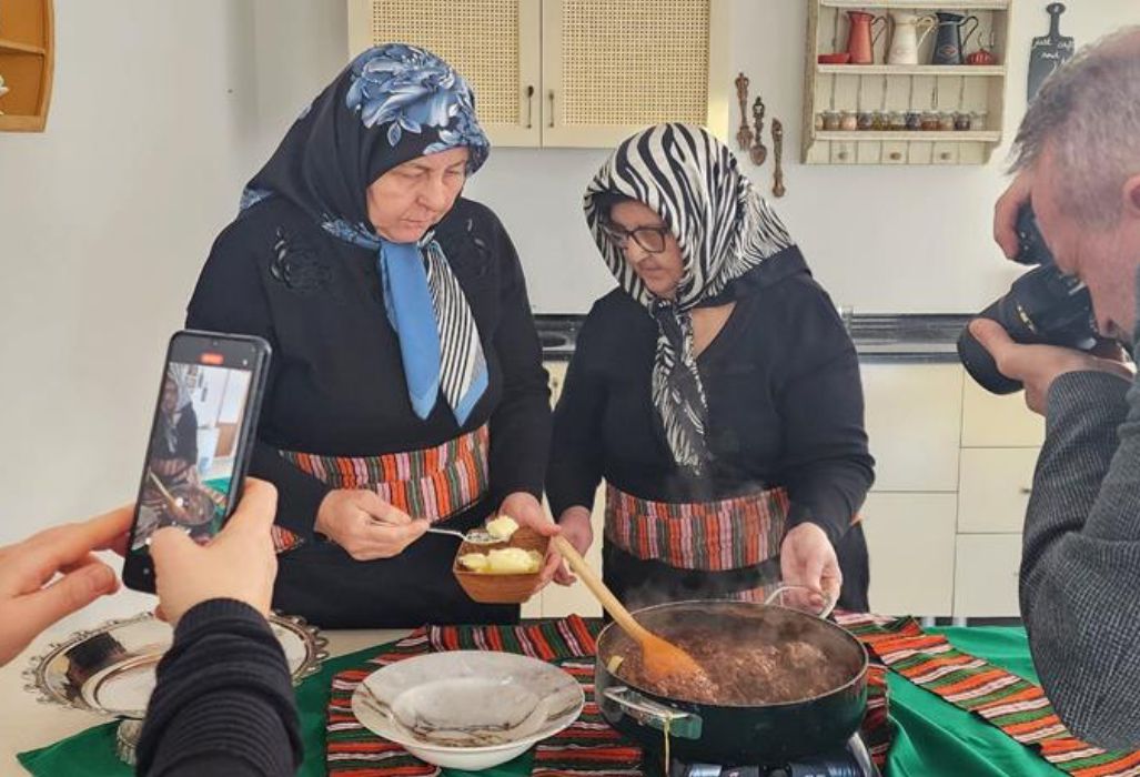 Antalya’nın Öksüz Helvası, Bakanlık yemek kitabına giriyor - Birlik Haber Ajansı