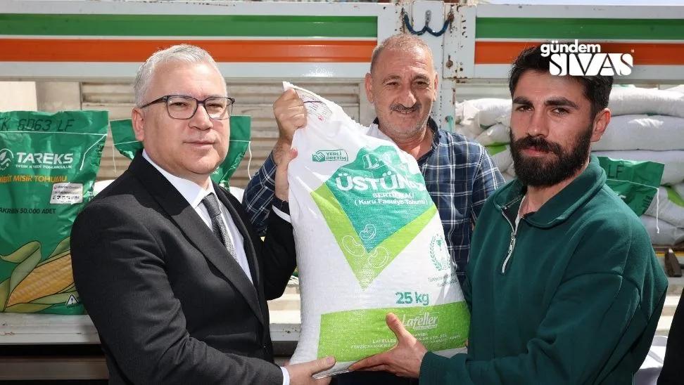 Sivas'ta Çiftçilere 415 Ton Tohum Desteği
