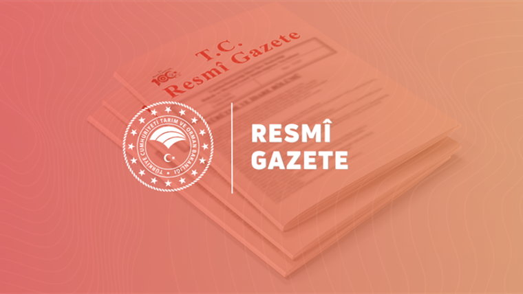 Üst üste duran Resmî Gazete sayfaları üzerinde dairesel mühür ve büyük harflerle “RESMÎ GAZETE” başlığı görülüyor.