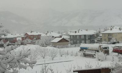 Şarkikaraağaç bahara giderken kar yağdı - Birlik Haber Ajansı