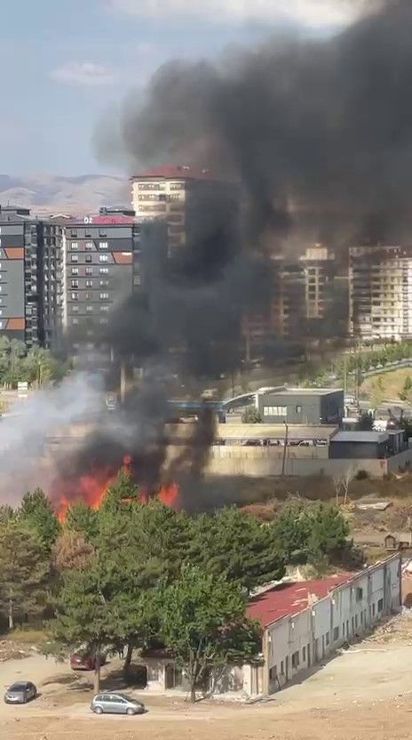 Yangın istasyona ulaşmadan söndürüldü, soğutma çalışması başladı