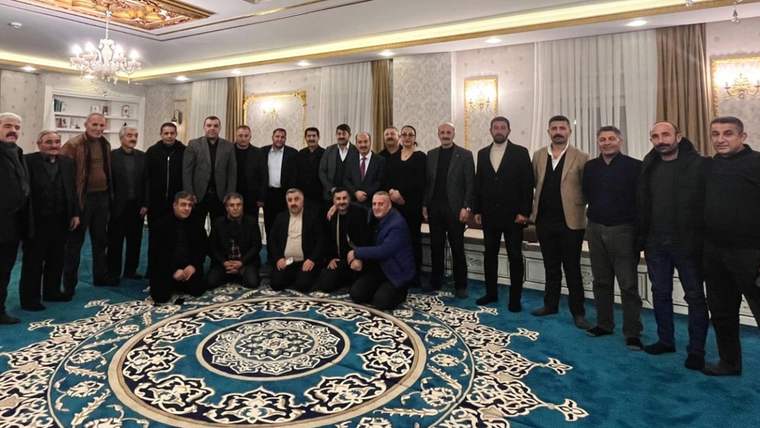 Vanlı muhtarlar sıra gecesinde buluştu - Birlik Haber Ajansı