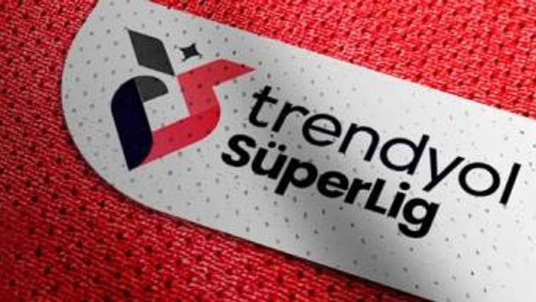 Kırmızı bir arka planda, üzerinde 'trendyol Süper Lig' yazılı bir logo yer alıyor.
