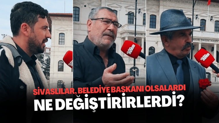 Üç kişi, mikrofonla röportaj yaparken görüntüleniyor; arka planda tarihi bir bina var.