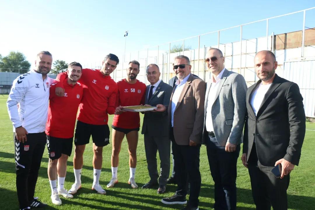 Özbelsan Sivasspor'a İl Müdürlüğü Destek Ziyareti