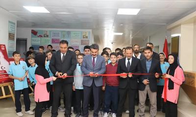 Sivas'ta Gaziler Günü Coşkuyla Kutlandı / Öğrencilerden Anlamlı Sergi