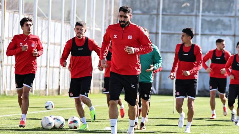 Sivasspor’da Galatasaray Maçı Hazırlıkları Başladı: İşte Detaylar