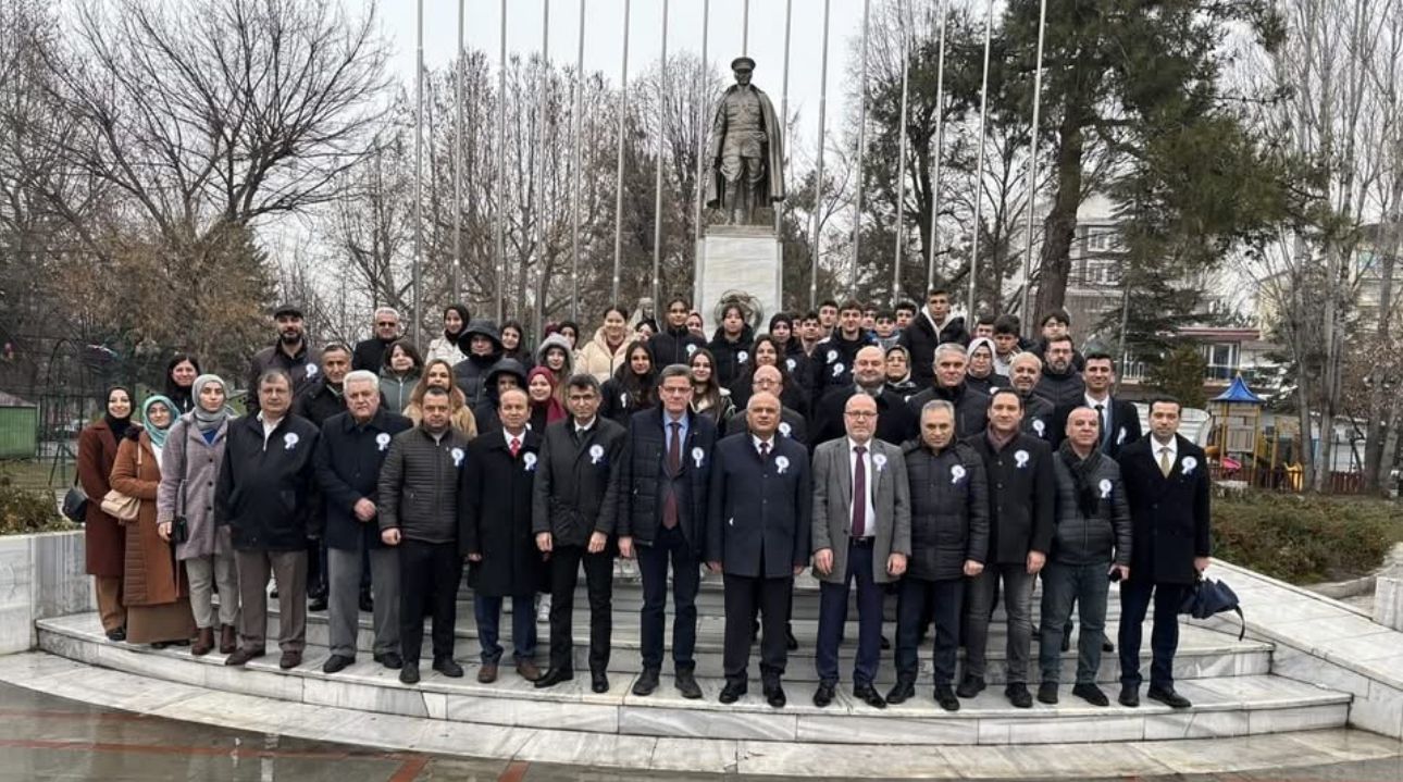 Isparta'da Mali Müşavir ve Muhasebeciler Haftası'nda Vali Erin’e ziyaret - Birlik Haber Ajansı