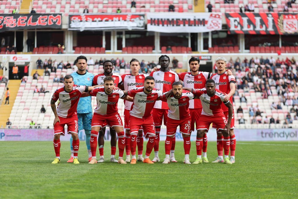 Trendyol 1. Lig: Esenler Erokspor, Özbelsan Sivasspor'u 2-1 Mağlup Etti