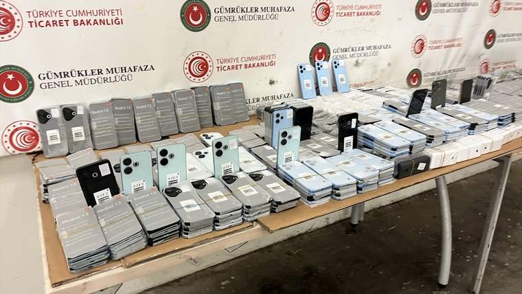 Kapıkule'de kaçak telefon sevkiyatı engellendi - Birlik Haber Ajansı