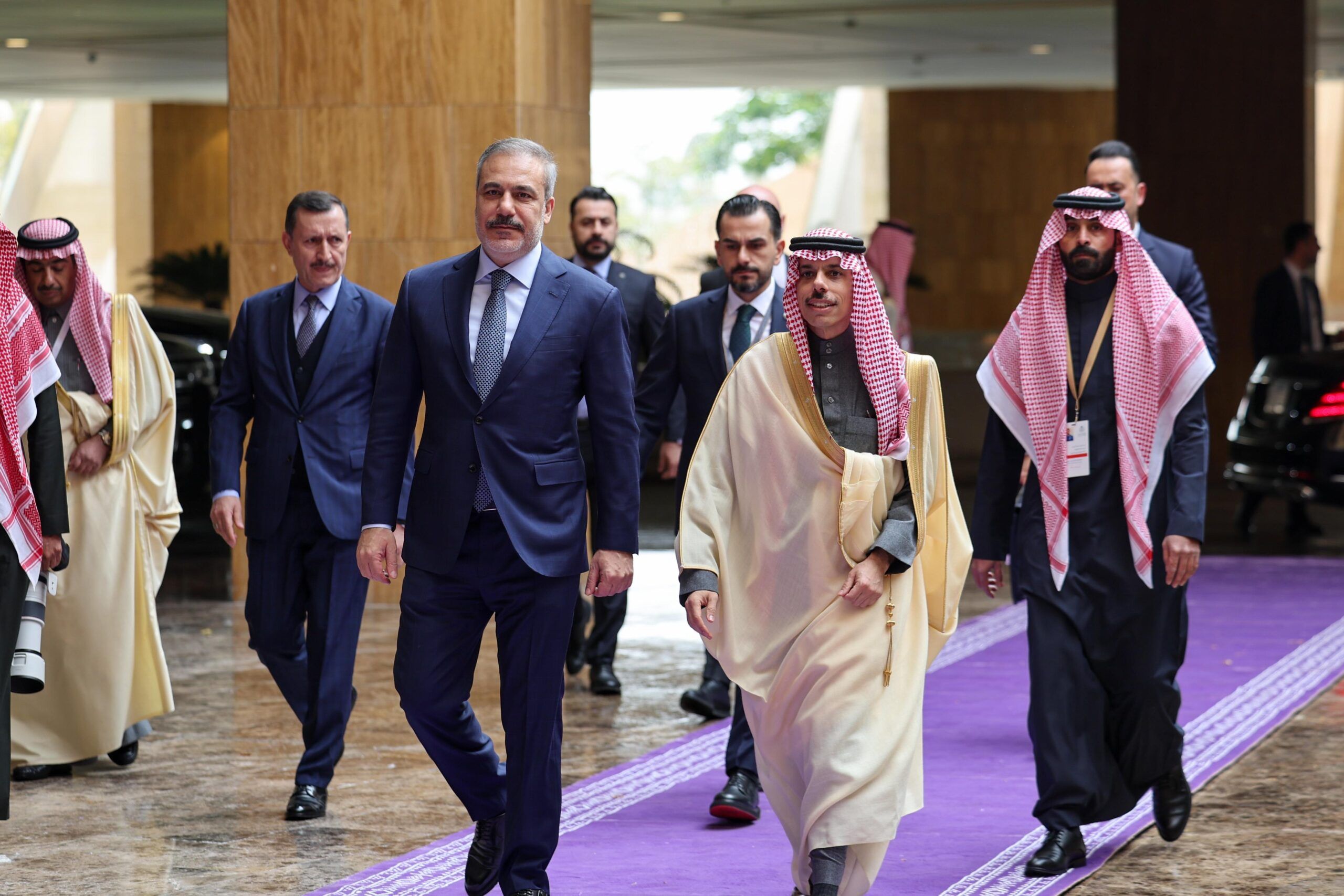Bakan Fidan, Riyad'daki Suriye toplantısına katıldı - Birlik Haber Ajansı