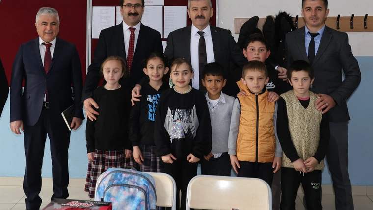 Artvin Valisi Ergün’den köy ziyareti - Birlik Haber Ajansı