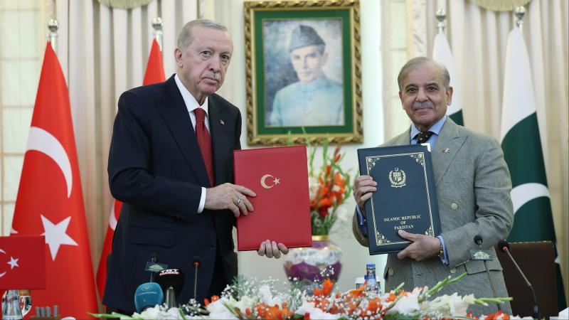 Türkiye ile Pakistan arasında işbirliği: 24 anlaşma imzalandı - Birlik Haber Ajansı