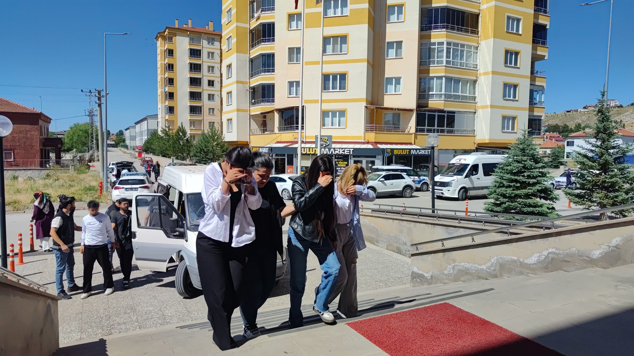 Sivas'ta Narkotik Operasyonu: 1 Kilo 360 Gram Uyuşturucu Ele Geçirildi!