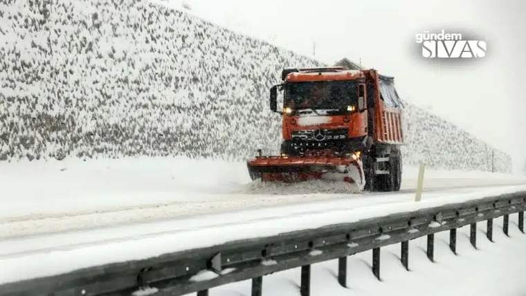 198 Köy Yolu Ulaşıma Kapandı