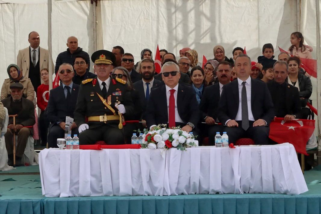 Sivas'ta Cumhuriyet'in 102. Yılı Coşkuyla Kutlandı
