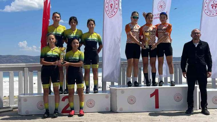 Sivas Gençlik Spor Kulübü’nden Türkiye ikinciliği