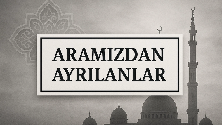 Üzerinde “ARAMIZDAN AYRILANLAR” yazısı bulunan tabela, cami silüeti önünde yer alıyor.