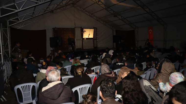 Turhal’da Ramazan çadırında Hacivat-Karagöz şöleni - Birlik Haber Ajansı