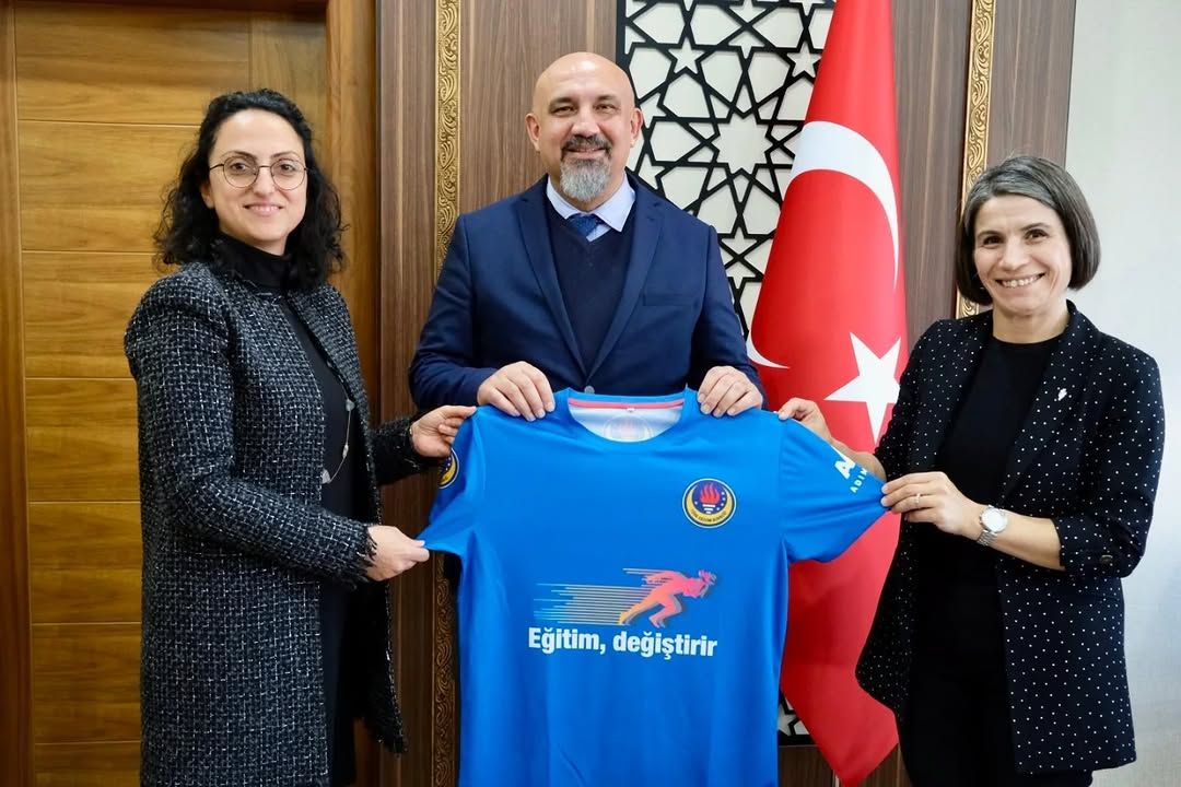 Sivas'ta Depremzede Çocuklar İçin Anlamlı Koşu Etkinliği Düzenleniyor