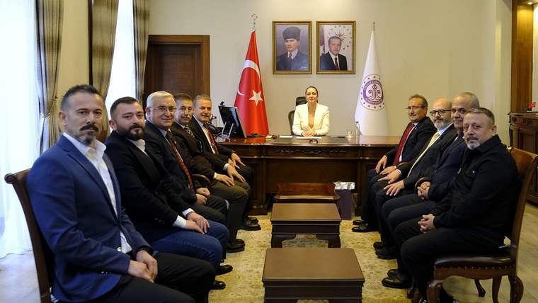 Burdur Valisi Tülay Baydar Bilgihan’ın konuğu amatör spor kulüp temsilcileri - Birlik Haber Ajansı