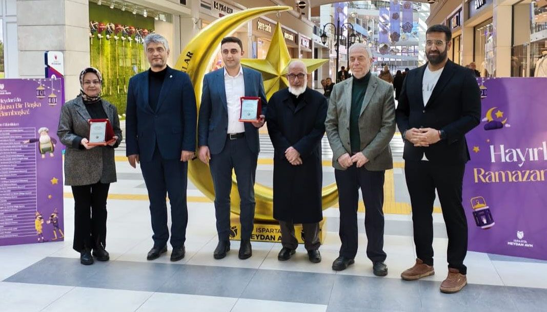 STK’lardan Isparta Meydan AVM’ye teşekkür - Birlik Haber Ajansı
