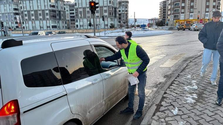 Bayburt AK Gençlik'ten “İftara 5 Kala” etkinliği - Birlik Haber Ajansı