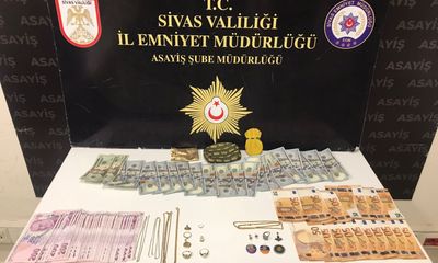 Sivas'tan Türkiye'ye Yayılan Dolandırıcılık Çetesine Büyük Operasyon!