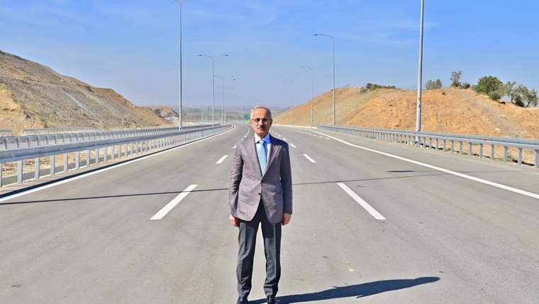 Aydın-Denizli Otoyolu yarın hizmete başlayacak - Birlik Haber Ajansı