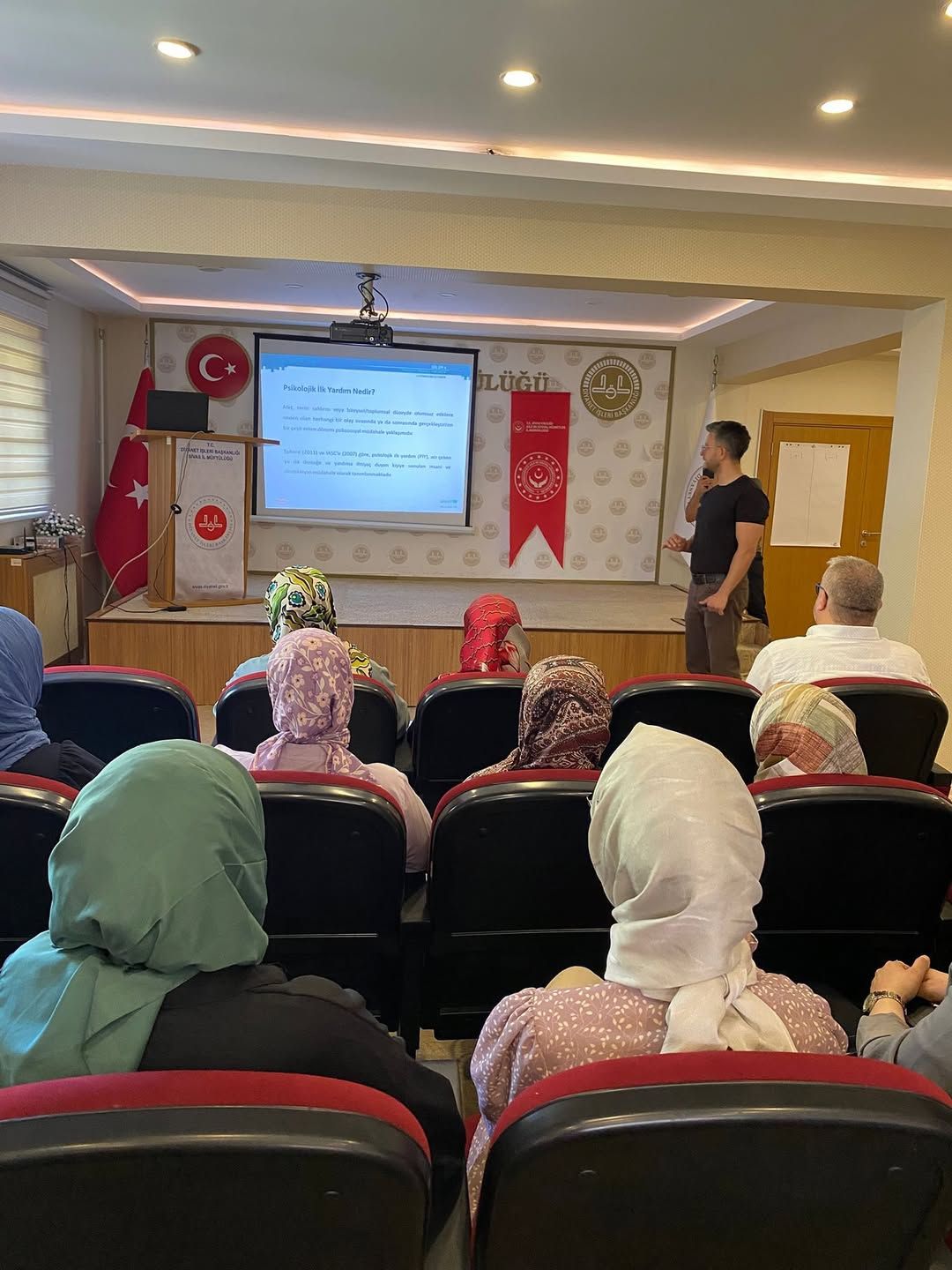 Sivas'ta İl Müftülüğü Personeline Psikolojik İlk Yardım Eğitimi Verildi