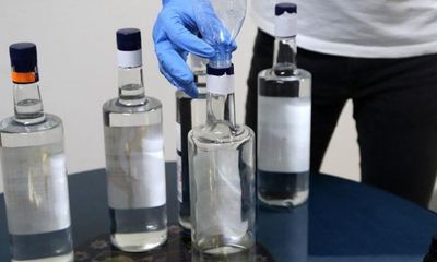 Sivas’ta Sahte İçki Operasyonu: Emniyetten Binlerce Litre Kaçak Alkol Ele Geçirildi