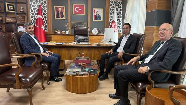 Sivas İl Kültür ve Turizm Müdürlüğü Vakıflar Bölge Müdürü'nü Ziyaret Etti