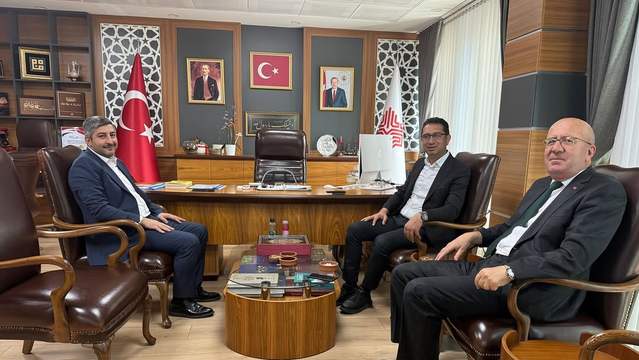 Sivas İl Kültür ve Turizm Müdürlüğü Vakıflar Bölge Müdürü'nü Ziyaret Etti