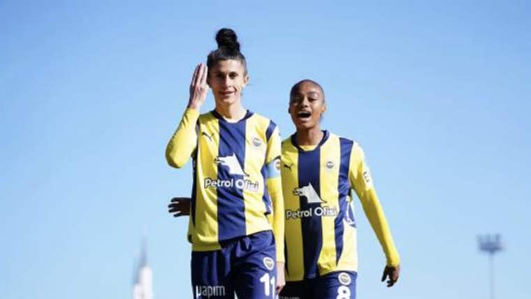 Türk Futbol Tarihine Geçti - Birlik Haber Ajansı