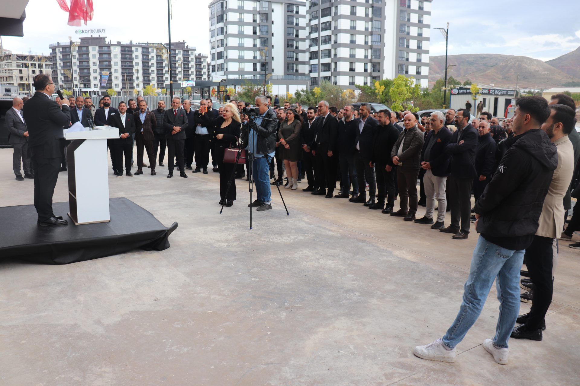 STSO Başkan Adayı Mustafa Eken seçim ofisini açtı