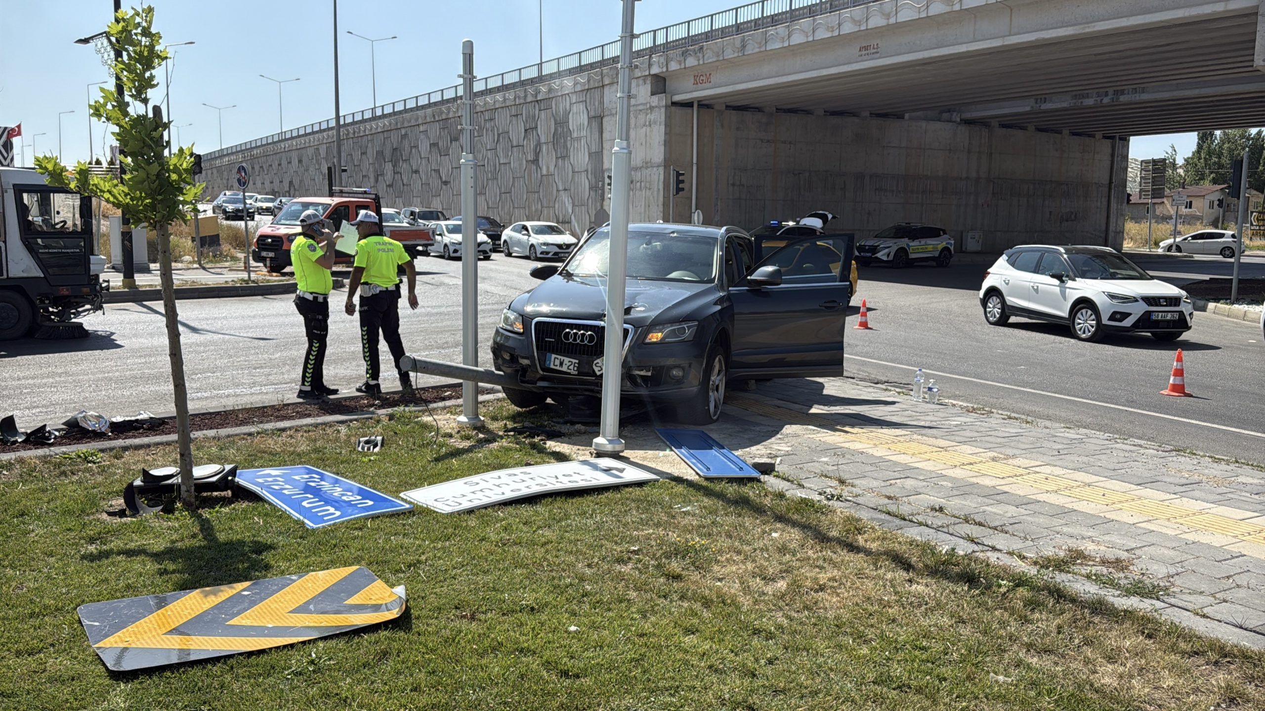 Sivas’ta Kavşakta Meydana Gelen Trafik Kazası: 6 Yaralı